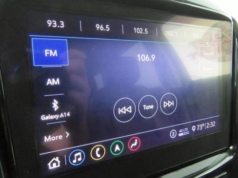 Used 2021 Chevrolet Traverse RS image 24