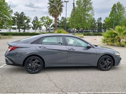 New 2026 Hyundai Elantra Sport FWD image 24