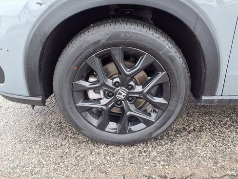 Used 2025 Honda HR-V Sport image 41
