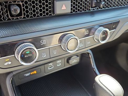 Certified 2024 Honda CR-V EX image 17