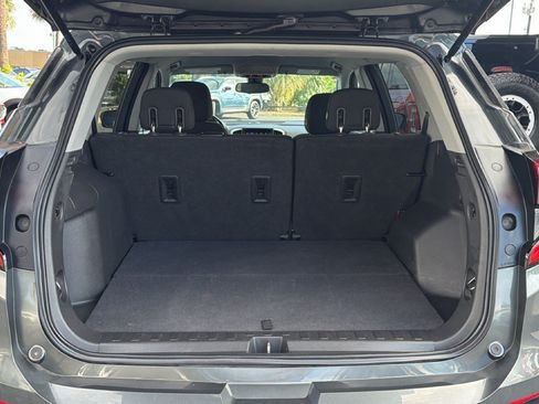 Used 2020 GMC Terrain SLE w/ Driver Convenience Package FWD image 27