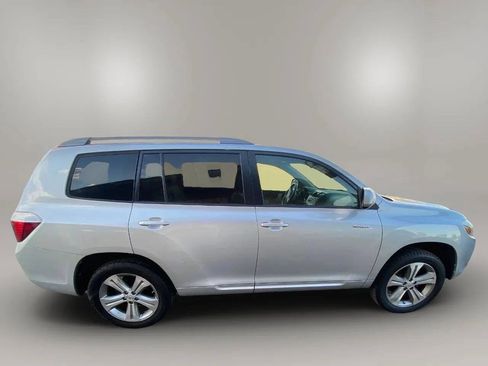 Used 2008 Toyota Highlander Sport image 8