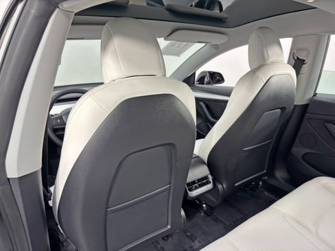 Used 2021 Tesla Model 3 Long Range image 28