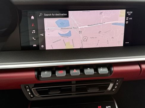 Used 2022 Porsche 911 Turbo S image 15