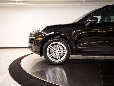 Certified 2016 Porsche Macan S AWD/4WD image 11