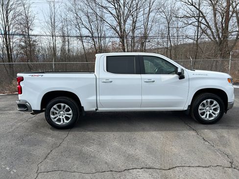 Used 2023 Chevrolet Silverado 1500 LTZ AWD/4WD image 6