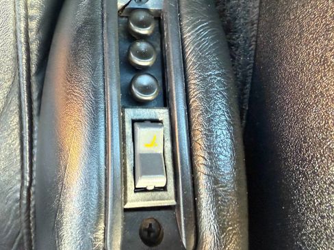 Used 1990 Chevrolet Corvette Convertible image 22