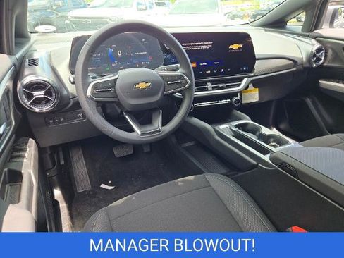 New 2026 Chevrolet Equinox EV LT FWD image 24