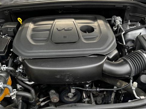 Used 2019 Jeep Grand Cherokee Altitude RWD image 6