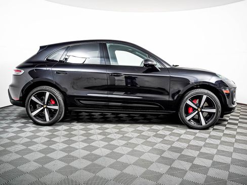 Certified 2023 Porsche Macan S AWD/4WD image 9
