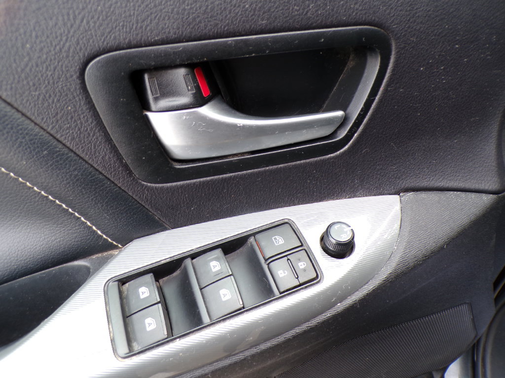 Used 2016 Toyota Sienna SE FWD image 22