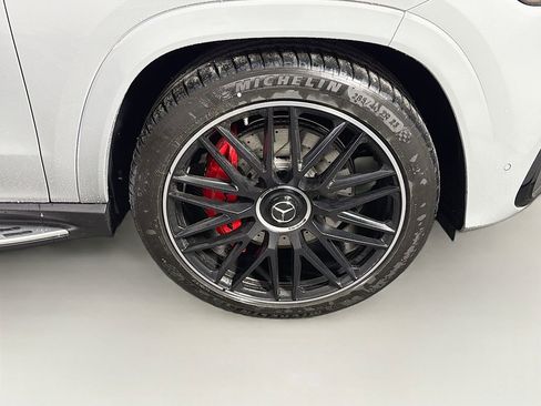 New 2026 Mercedes-Benz GLS 63 AMG 4MATIC image 36