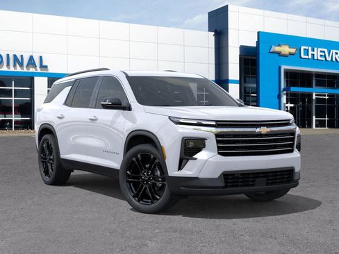 New 2026 Chevrolet Traverse LT w/ Driver Confidence Package image 7