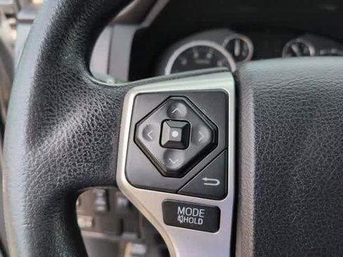 Used 2016 Toyota Tundra SR5 AWD/4WD image 23
