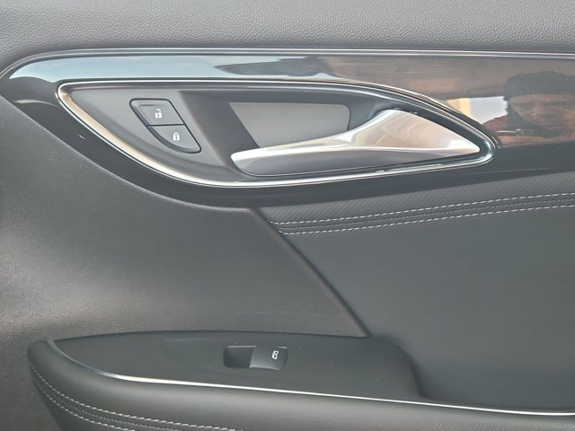 Used 2024 Buick Envision Preferred AWD/4WD image 15