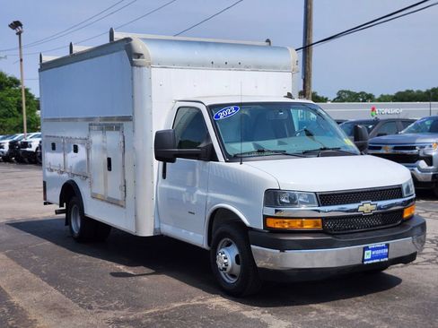 Used 2022 Chevrolet Express 3500 w/ Power Convenience Package RWD image 7