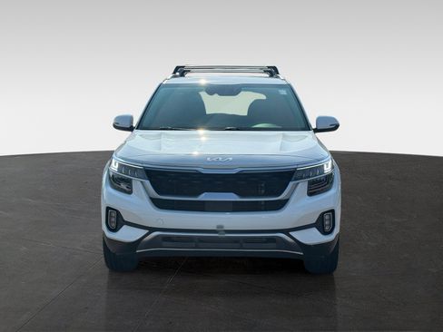 Used 2022 Kia Seltos SX w/ Sunroof Package AWD/4WD image 2