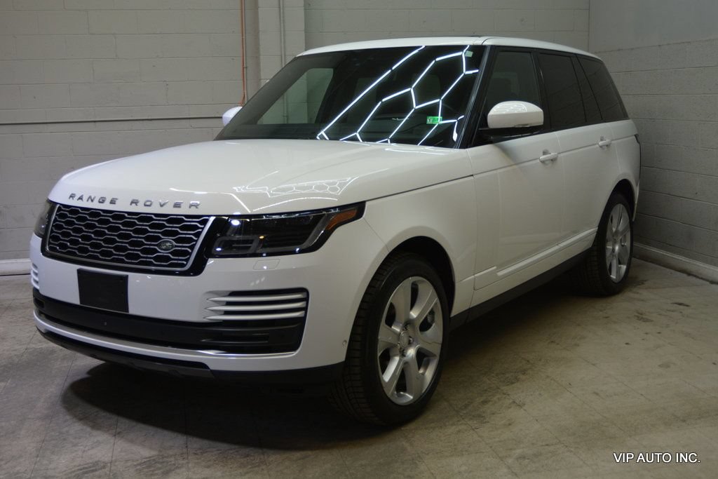 Used 2018 Land Rover Range Rover HSE AWD/4WD image 2