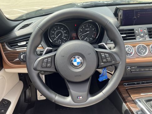 Used 2016 BMW Z4 sDrive35i RWD image 48