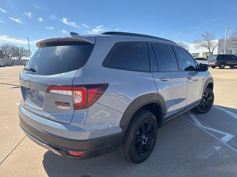 Used 2022 Honda Pilot TrailSport image 6