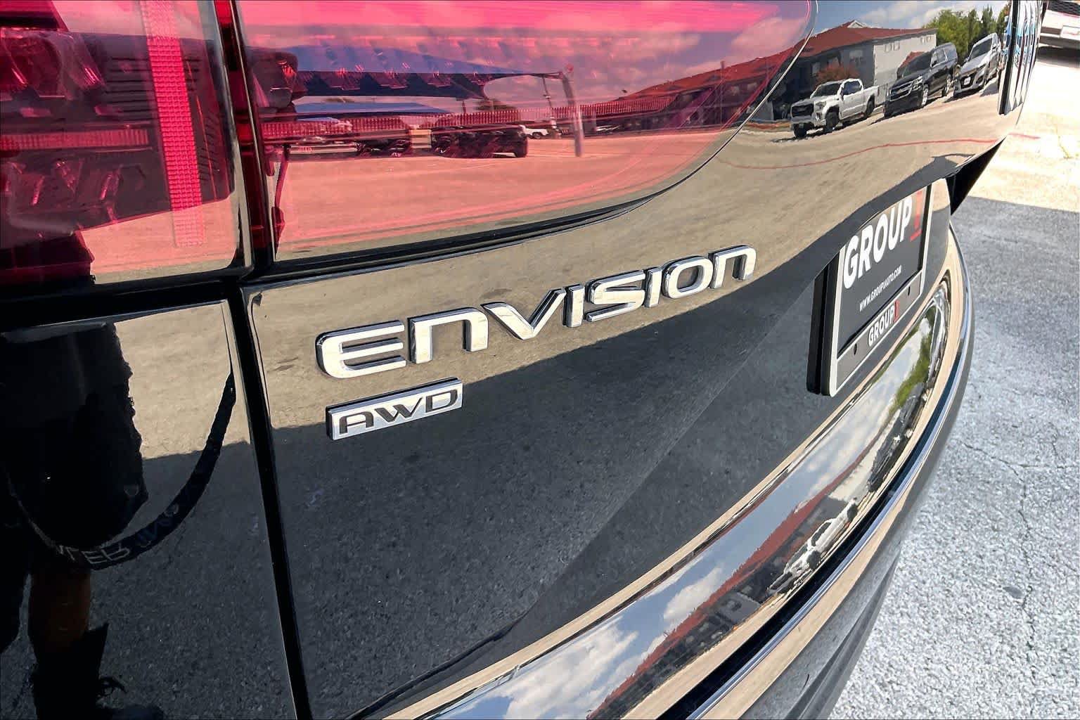 Used 2025 Buick Envision Sport Touring AWD/4WD image 31