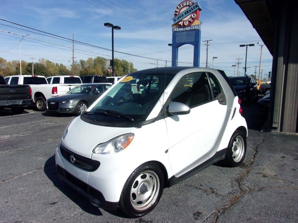 Used 2014 smart fortwo pure RWD image 1