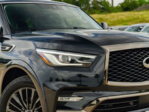 Certified 2023 INFINITI QX80 Premium Select w/ Cargo Package AWD/4WD image 4