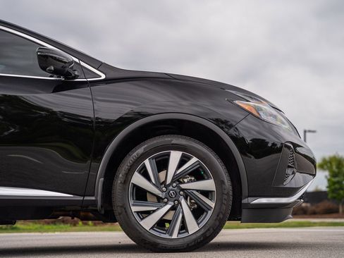 Used 2024 Nissan Murano SL FWD image 9