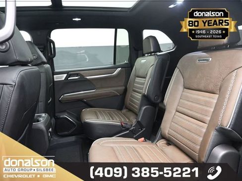 New 2026 GMC Acadia Denali Ultimate w/ LPO, Floor Liner Package image 12