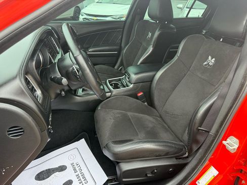 Used 2023 Dodge Charger Scat Pack RWD image 9