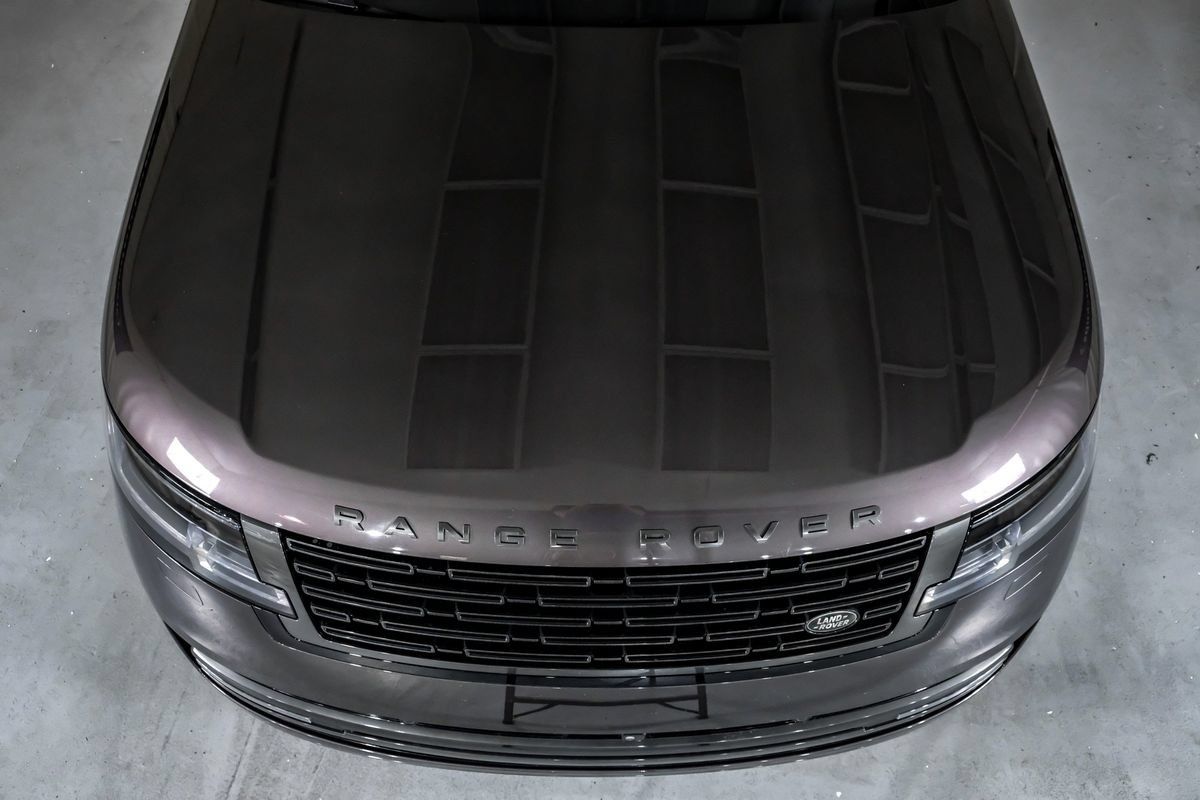 Used 2024 Land Rover Range Rover SE AWD/4WD image 39