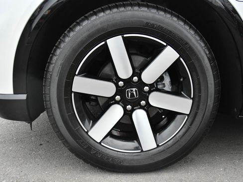 Used 2024 Honda Prologue Touring image 12