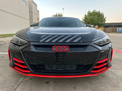 Used 2023 Audi RS e-tron GT image 4