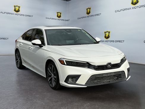 Used 2022 Honda Civic Touring image 7
