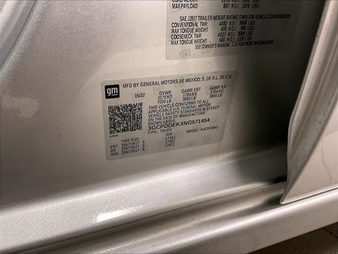 Used 2022 Chevrolet Silverado 1500 LT image 36