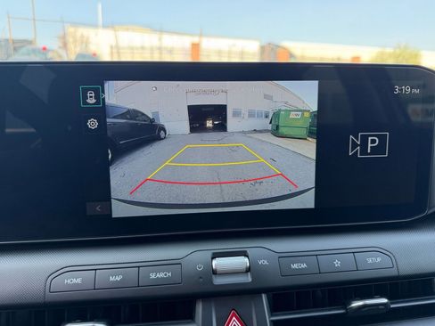 Used 2025 Kia K4 LXS image 22