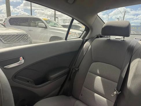 Used 2017 Kia Forte LX FWD image 11