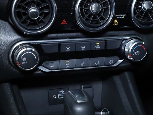 Certified 2023 Nissan Sentra S FWD image 28