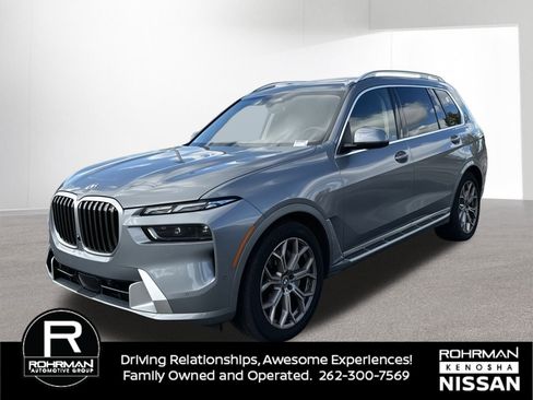 Used 2025 BMW X7 xDrive40i image 1