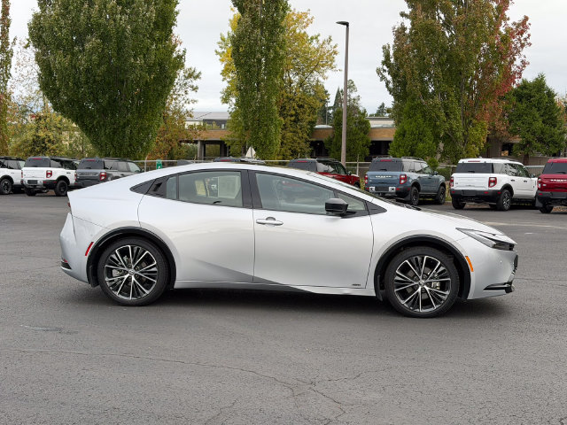 Used 2024 Toyota Prius Limited w/ Limited Premium Package AWD/4WD image 2