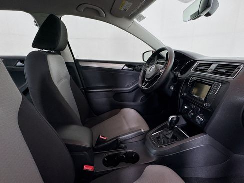 Used 2017 Volkswagen Jetta S FWD image 41