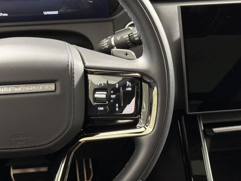 Certified 2025 Land Rover Range Rover Velar Dynamic SE image 13