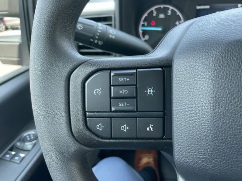 New 2025 Ford F550 4x4 Regular Cab Super Duty image 23