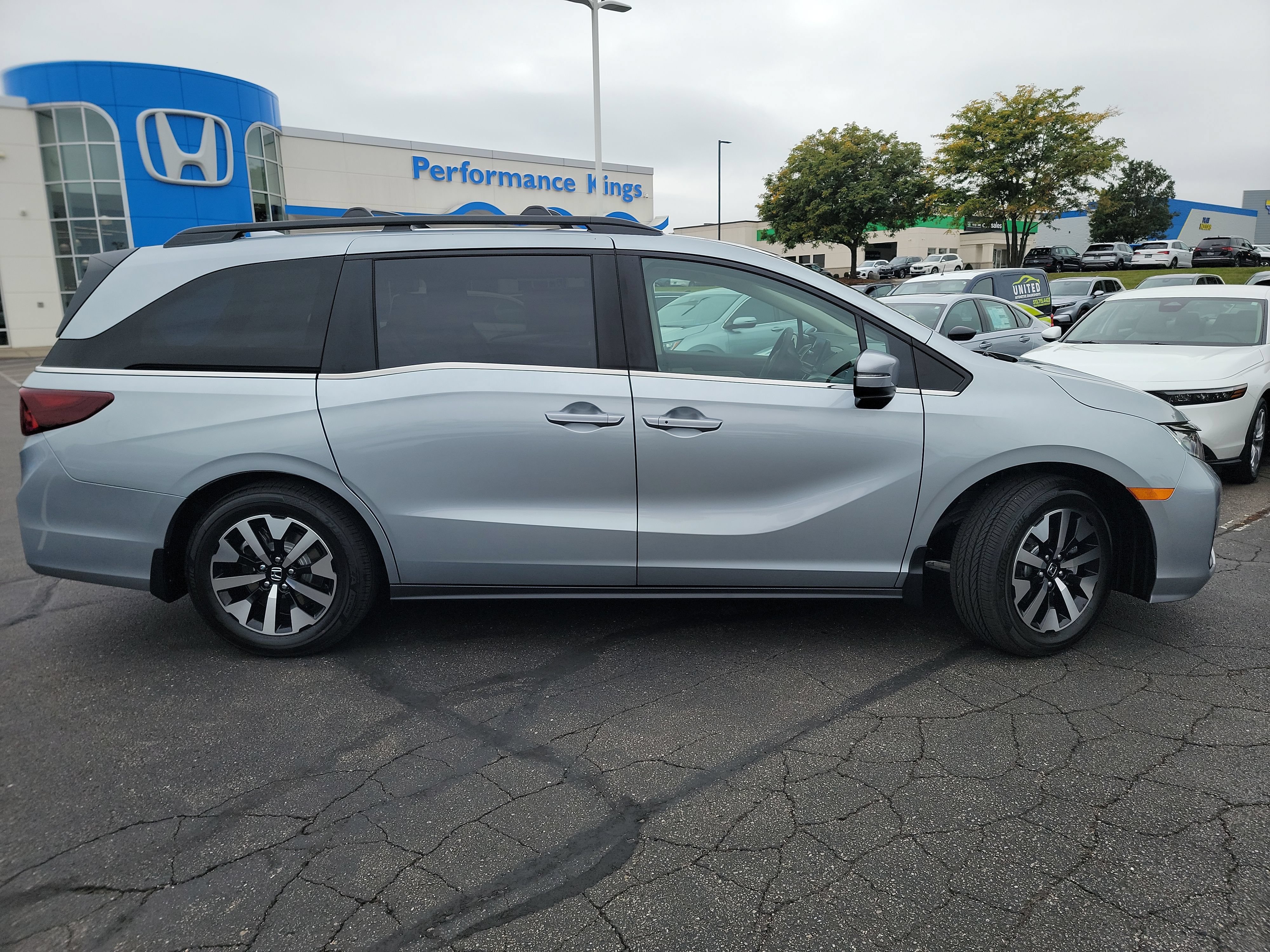 New 2027 Honda Odyssey EX-L image 28
