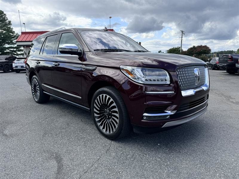 Used 2019 Lincoln Navigator Black Label AWD/4WD image 3