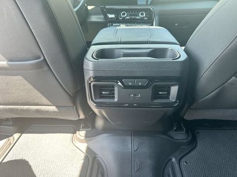 Used 2024 GMC Sierra 1500 AT4 w/ Technology Package AWD/4WD image 23