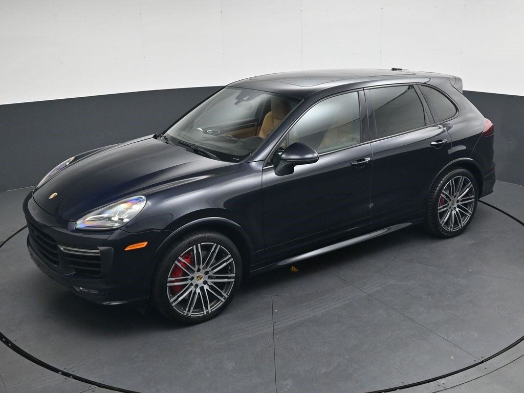 Used 2016 Porsche Cayenne GTS AWD/4WD image 27