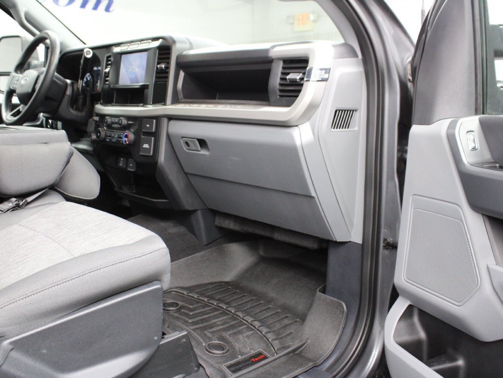 Used 2023 Ford F250 XL w/ STX Appearance Package AWD/4WD image 40