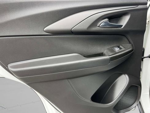 Used 2023 Chevrolet TrailBlazer LT image 17