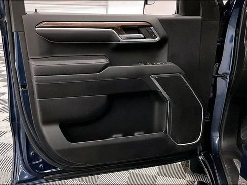 Used 2022 Chevrolet Silverado 1500 RST image 18